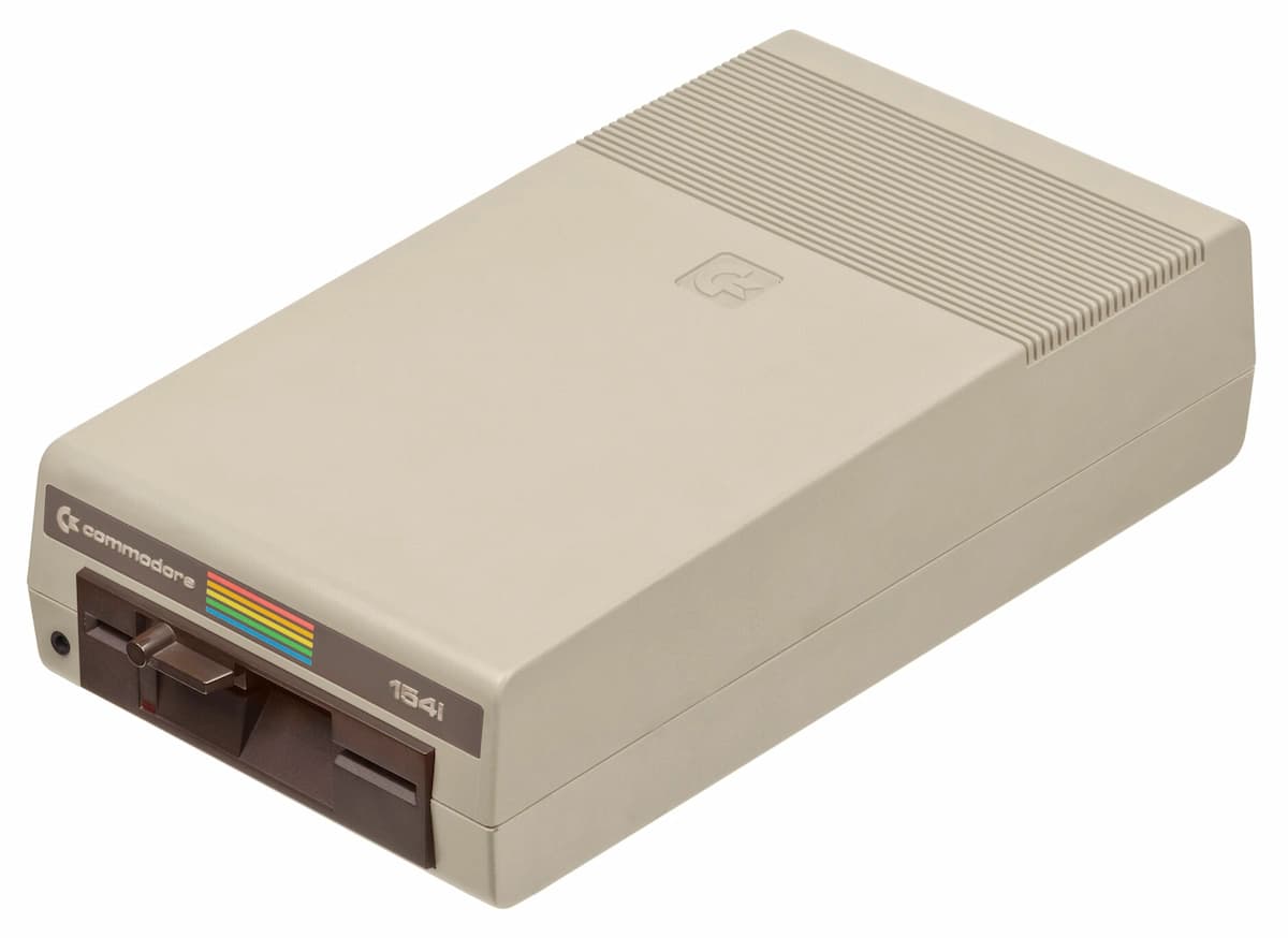 Commodore 1541 floppy disk drive for the C64