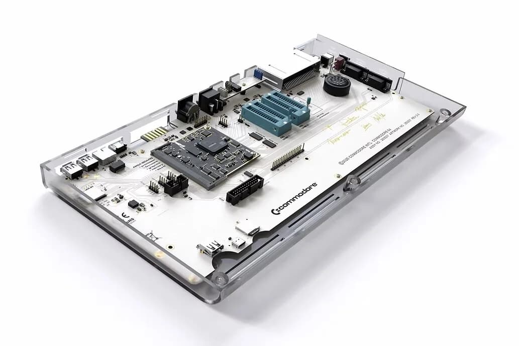Inside the Commodore 64 Ultimate: FPGA mainboard, SID sockets and components